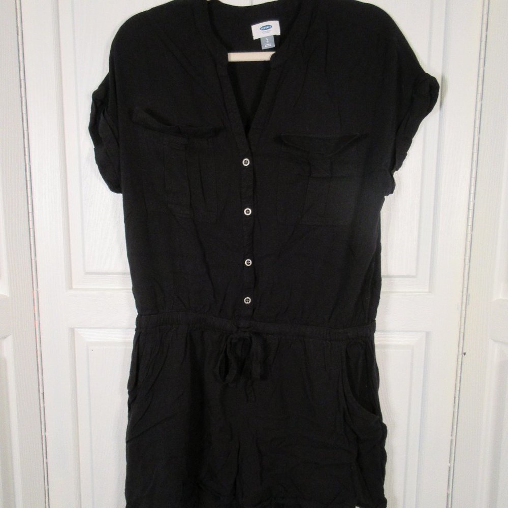 Old Navy Romper Black shorts with 4" inseam size Large Romper